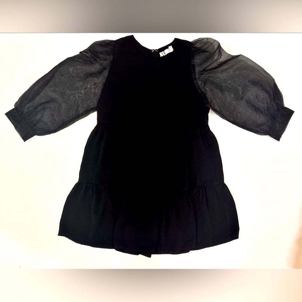 TCEC, has sheer sleeves